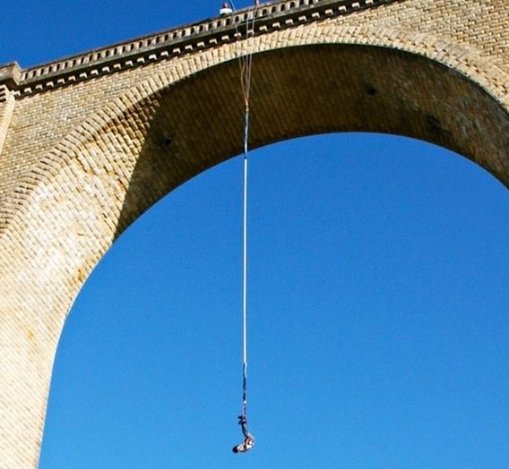 saut a lelastique proche meilleurs spots biarritz saut a lelastique pau arudy