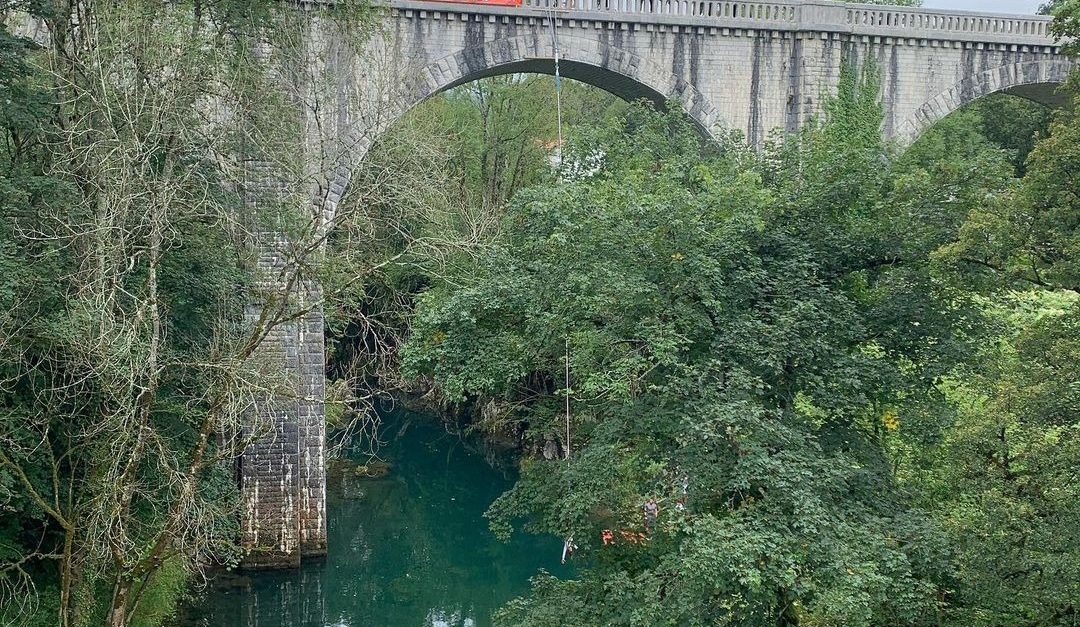Saut a lelastique landes a proximite Luz Saint Sauveur au pont Napoleon