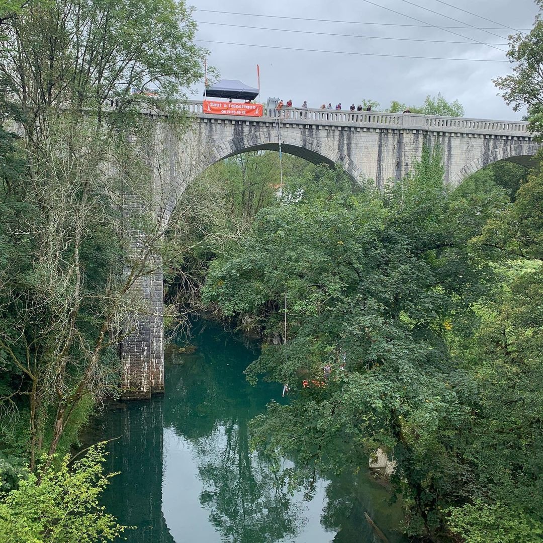 Saut a lelastique landes a proximite Luz Saint Sauveur au pont Napoleon