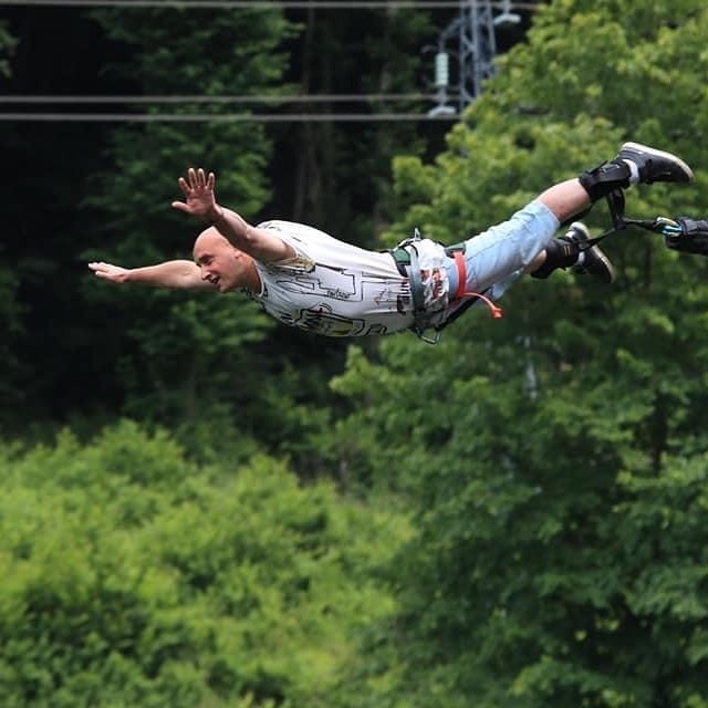 saut a lelastique dordogne 24000 Nouvelle Aquitaine Perigueux perigord Vallee de la Dordogne bordeaux bungee dordogne