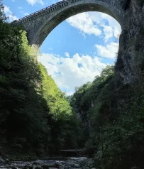 saut a lelastique pyrenees pont napoleon luz saint sauveur