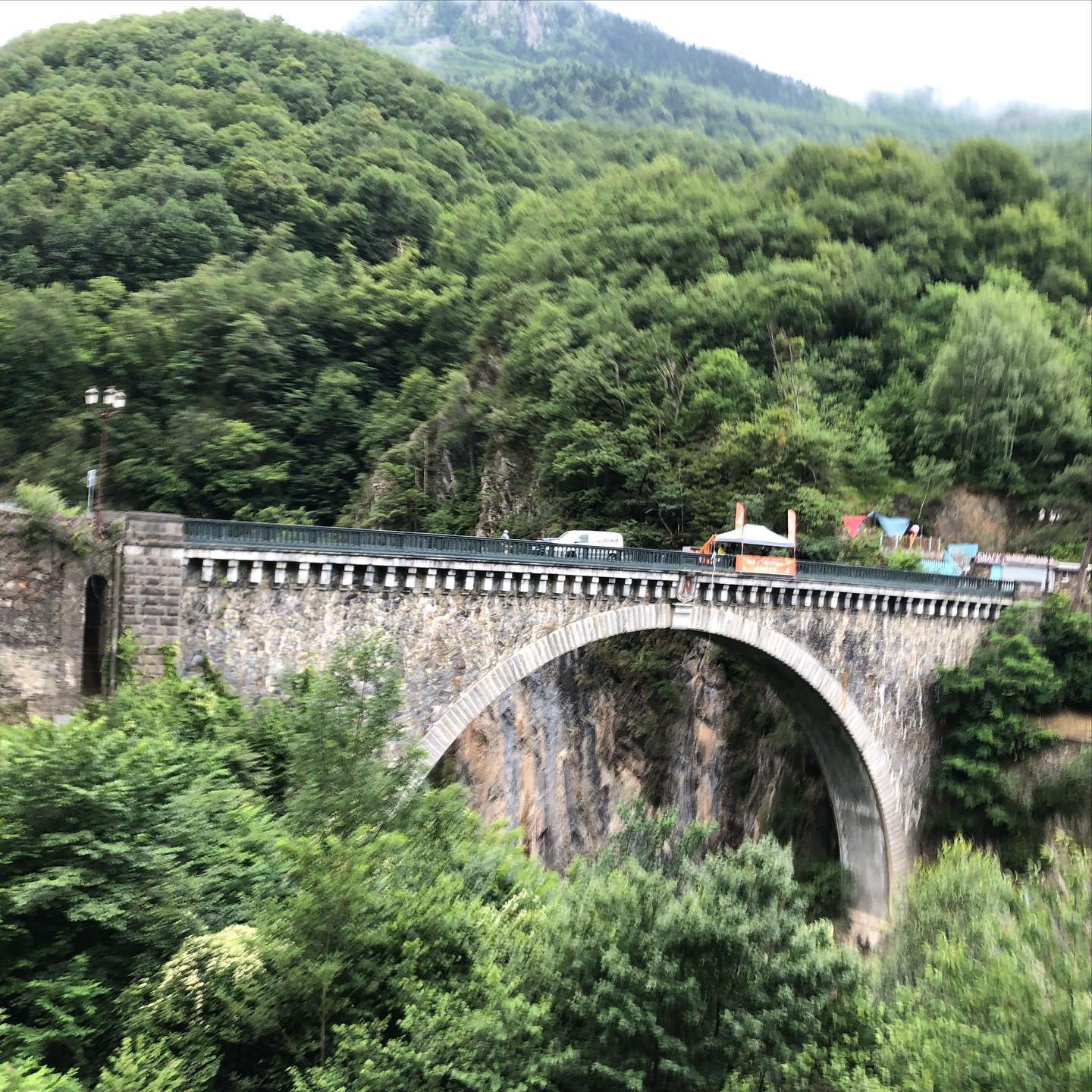 saut elastique bordeaux les meilleurs spots pres de bordeaux aquitaine 33 pau tarbes lourdes pyrenees pont napoleon