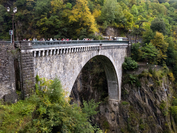 saut elastique pont napoleon luz st sauveur